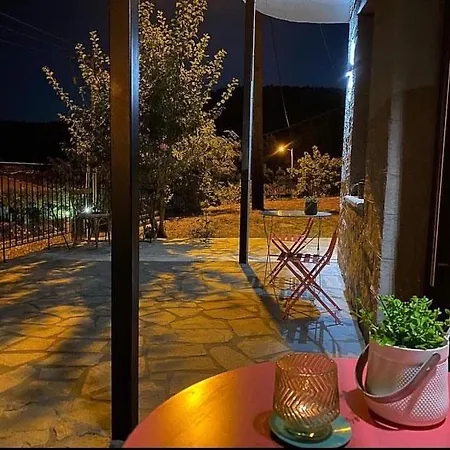 Χαρουλα Στουντιο 2 Pavliani Exterior photo